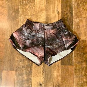 LULULEMON size 4 reg multicolor shorts